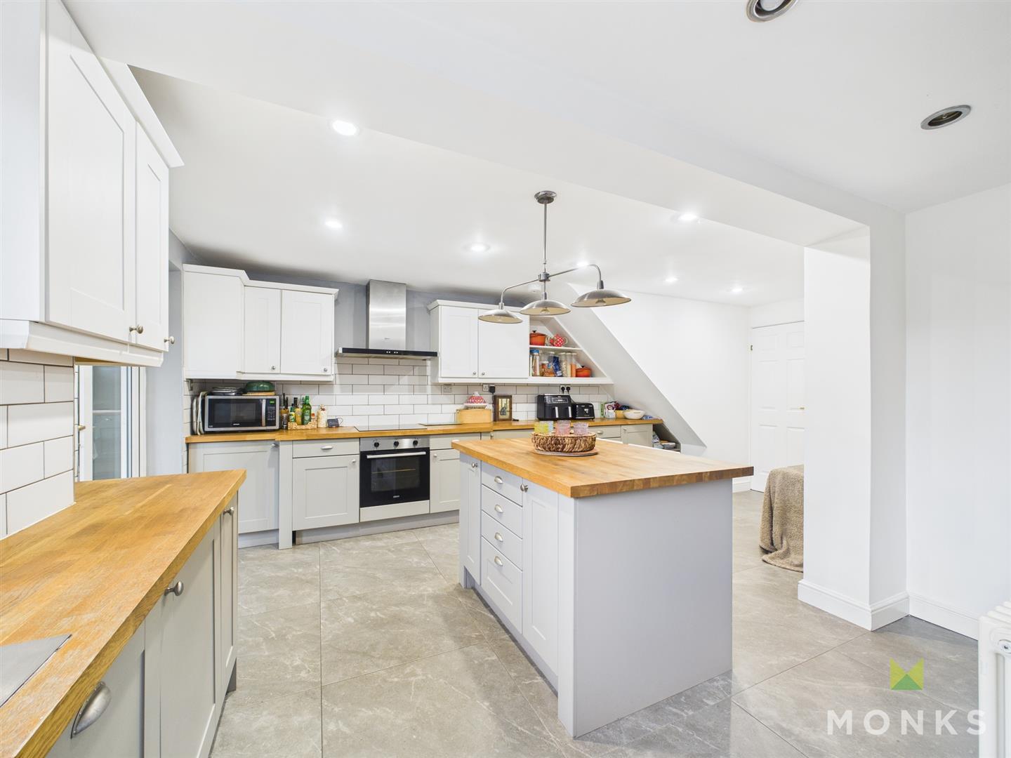 35 Henlow Rise, Shrewsbury, SY3 6BJ For Sale